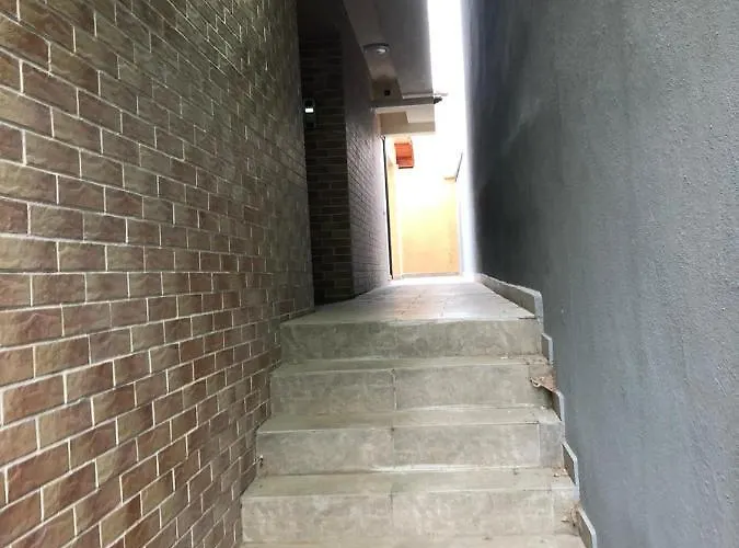 Violet Apartment-brilliant דירה