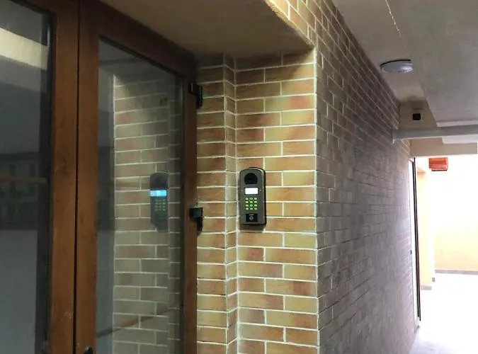 Violet Apartment-brilliant コンスタンツァ