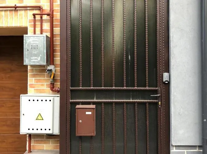 Violet Apartment-brilliant アパート *